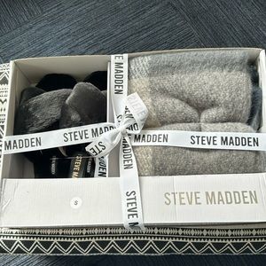 Brushed oversized buffalo plaid scarf w/ Faux fur Cross slides Steve Madden